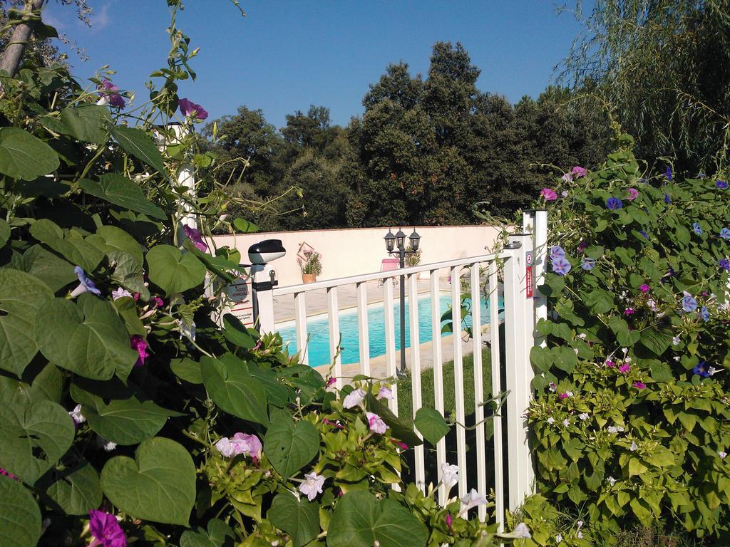 Domaine De Nidoleres Hotel Tresserre Exterior photo